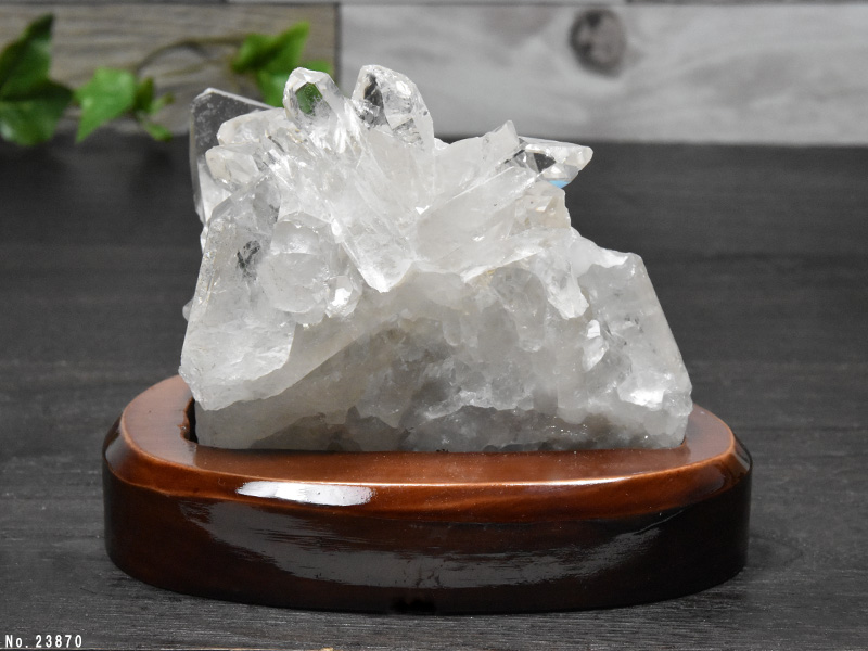 水晶クラスター台付 A 約800ｇ No.23870 原石 | 天然石 