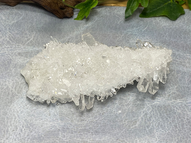 水晶クラスター　トマスゴンサガ産　約300ｇ　No.442