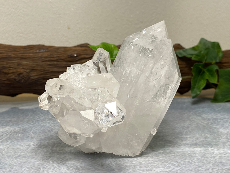 水晶クラスター　トマスゴンサガ産　約430ｇ　No.445