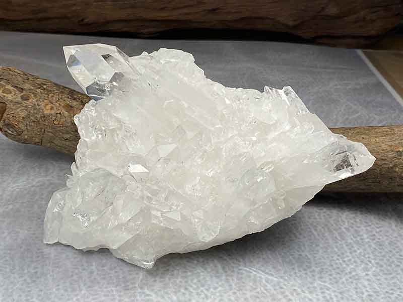 水晶クラスター　トマスゴンサガ産　約410ｇ　No.974
