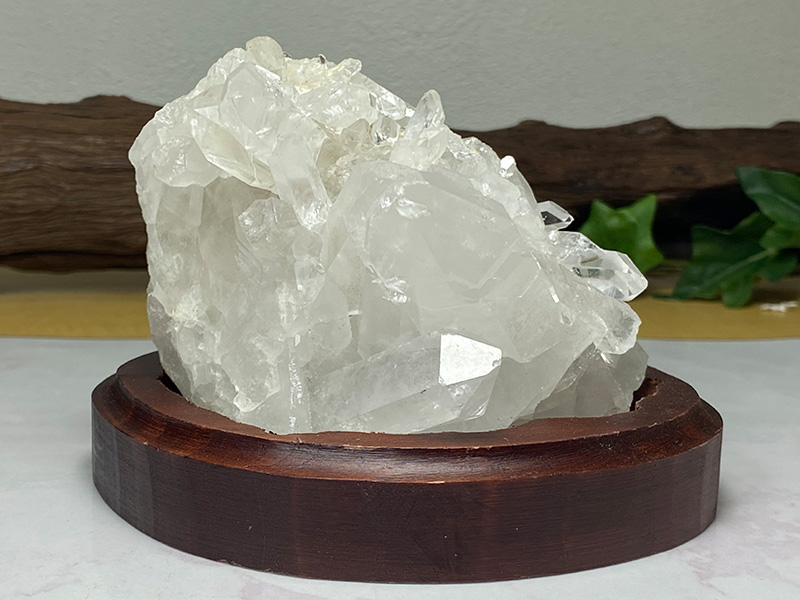 水晶原石(大、茶色)13.78kg   台付きインテリア小物