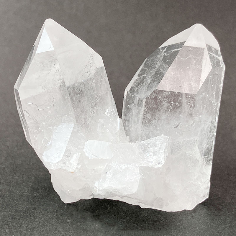 水晶クラスタ トマスゴンサガ　約60g　No,3710