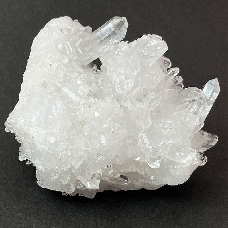 水晶クラスタ トマスゴンサガ　約60g　No,3716