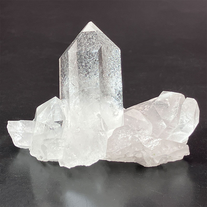 水晶クラスター トマスゴンサガ　約60g　No,3754
