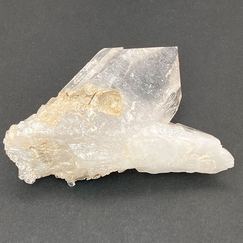 【原石】マニハールクリスタル 約160g No,3796