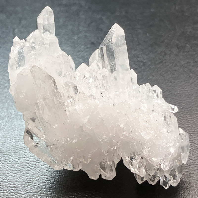 水晶クラスター トマスゴンサガ　約50g　No,4180