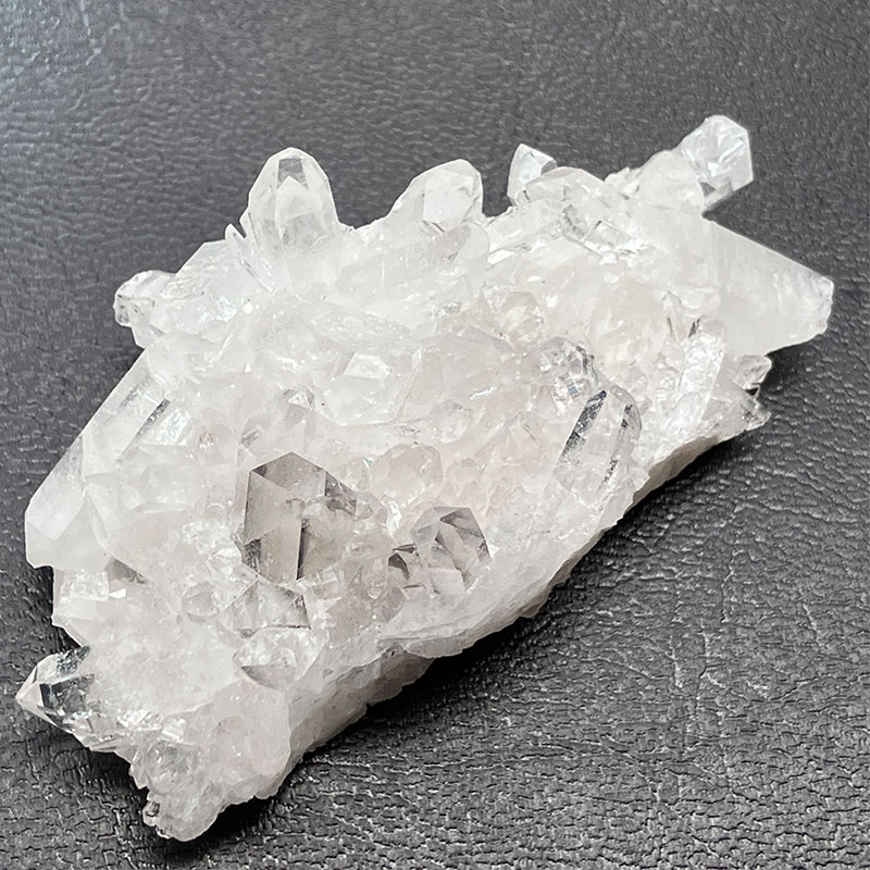 水晶クラスター トマスゴンサガ　約60g　No,4188