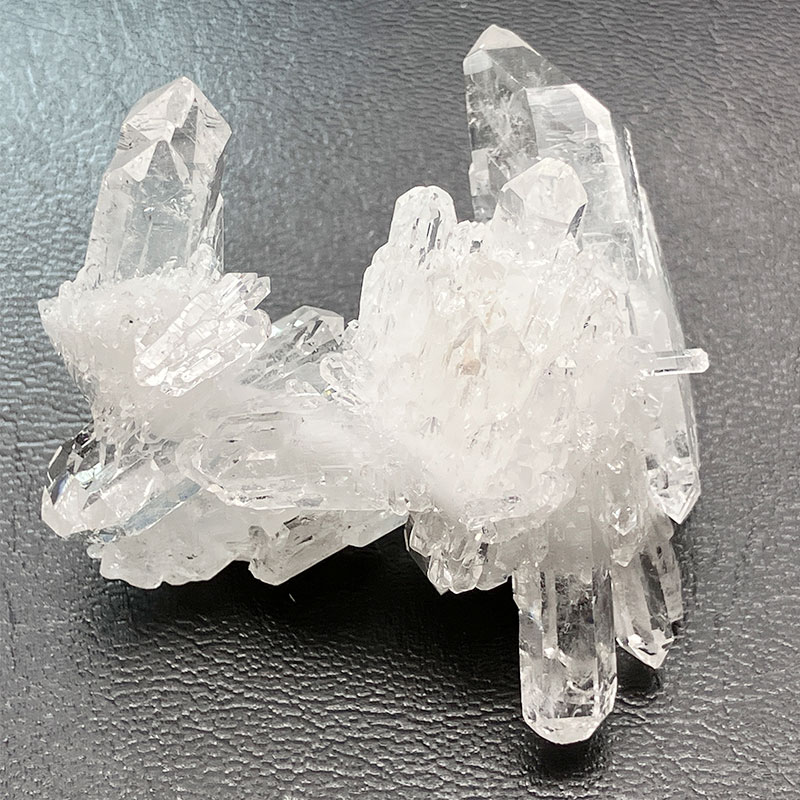 水晶クラスター トマスゴンサガ　約60g　No,4189