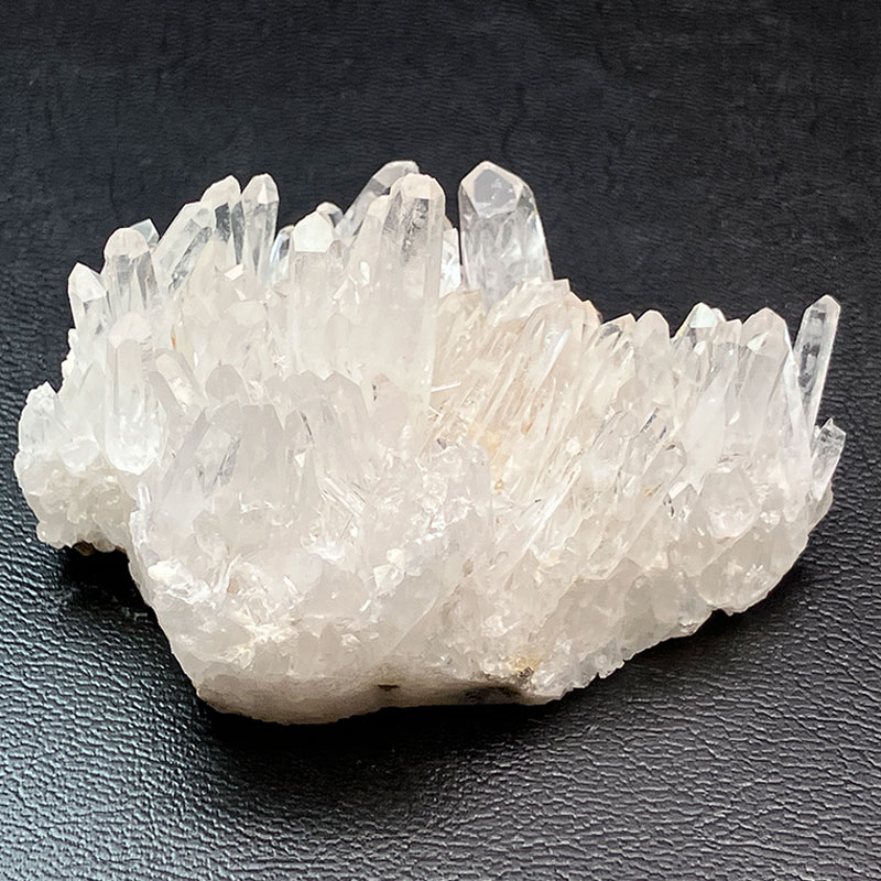 四川水晶クラスター AA  約90ｇ　No,4212