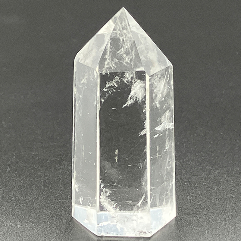 水晶ポイント　約60ｇ　No,2643
