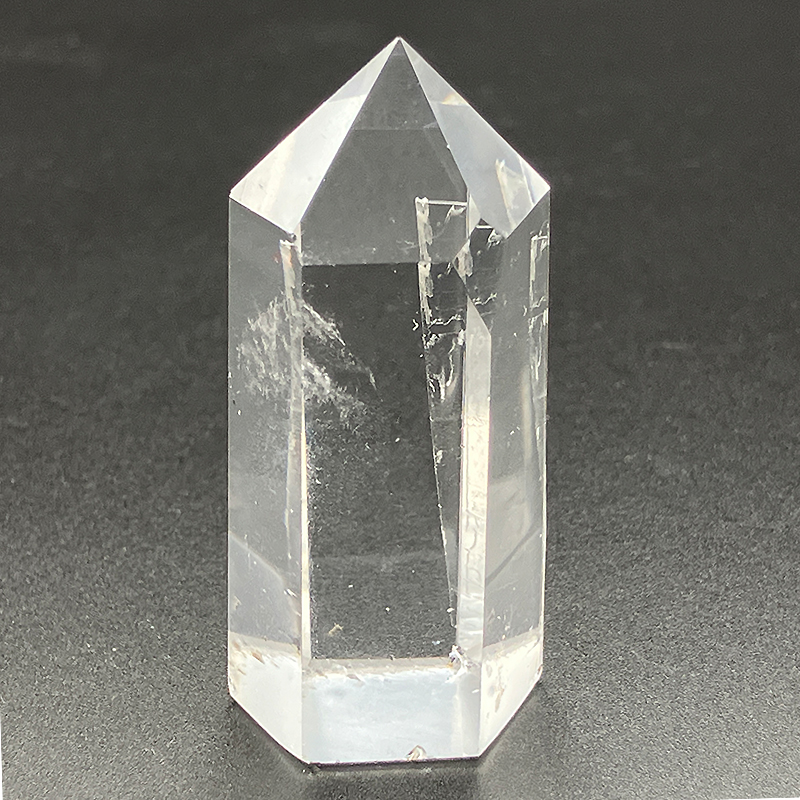 水晶ポイント　約50ｇ　No,2647