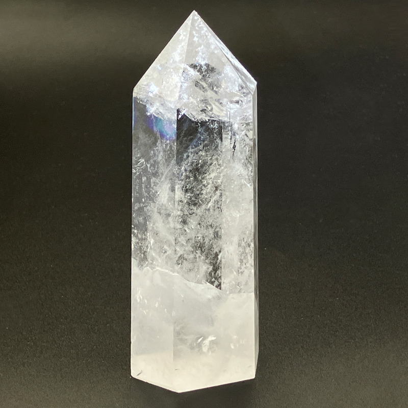 水晶ポイント（エンジェルラダー入り）約200ｇ No,2678