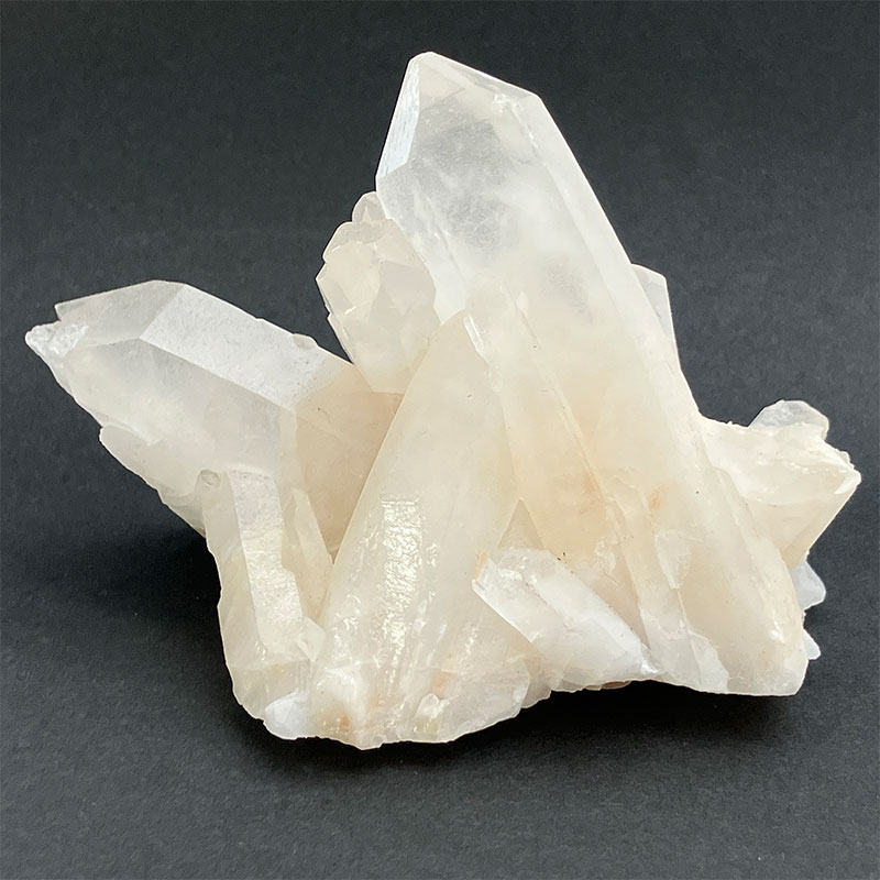 水晶クラスター 　約200g　No,3355