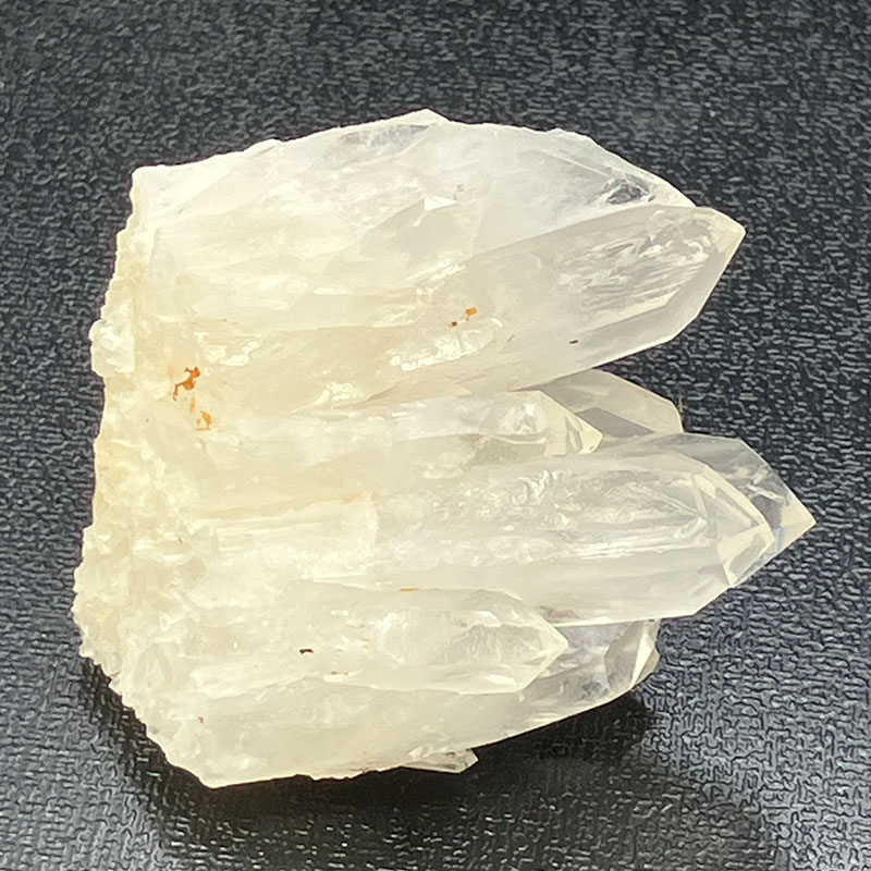 水晶クラスター マダガスカル　約100g　No,3479