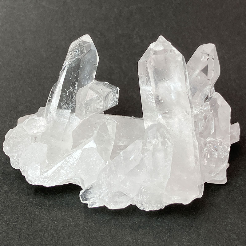 水晶クラスタ トマスゴンサガ　約40g　No,3733