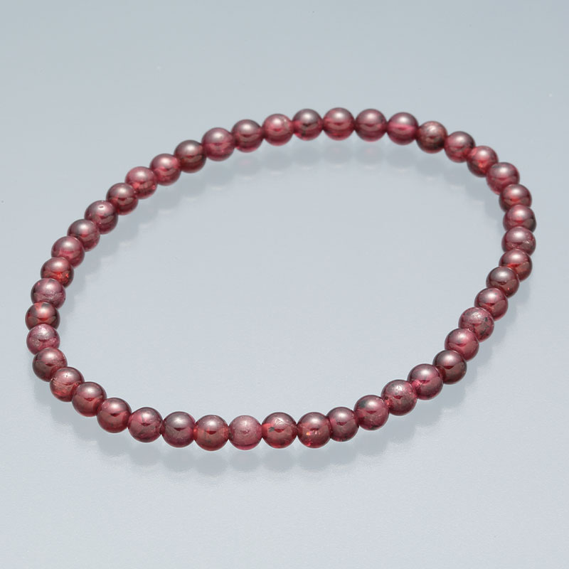 4mmブレスレット　ガーネット