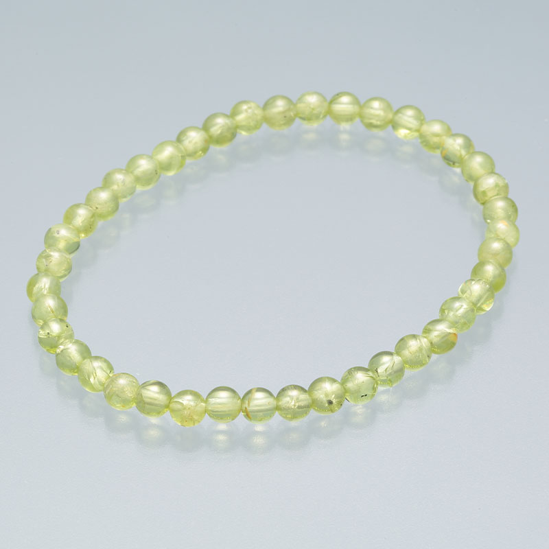 4mmブレスレット　ペリドット