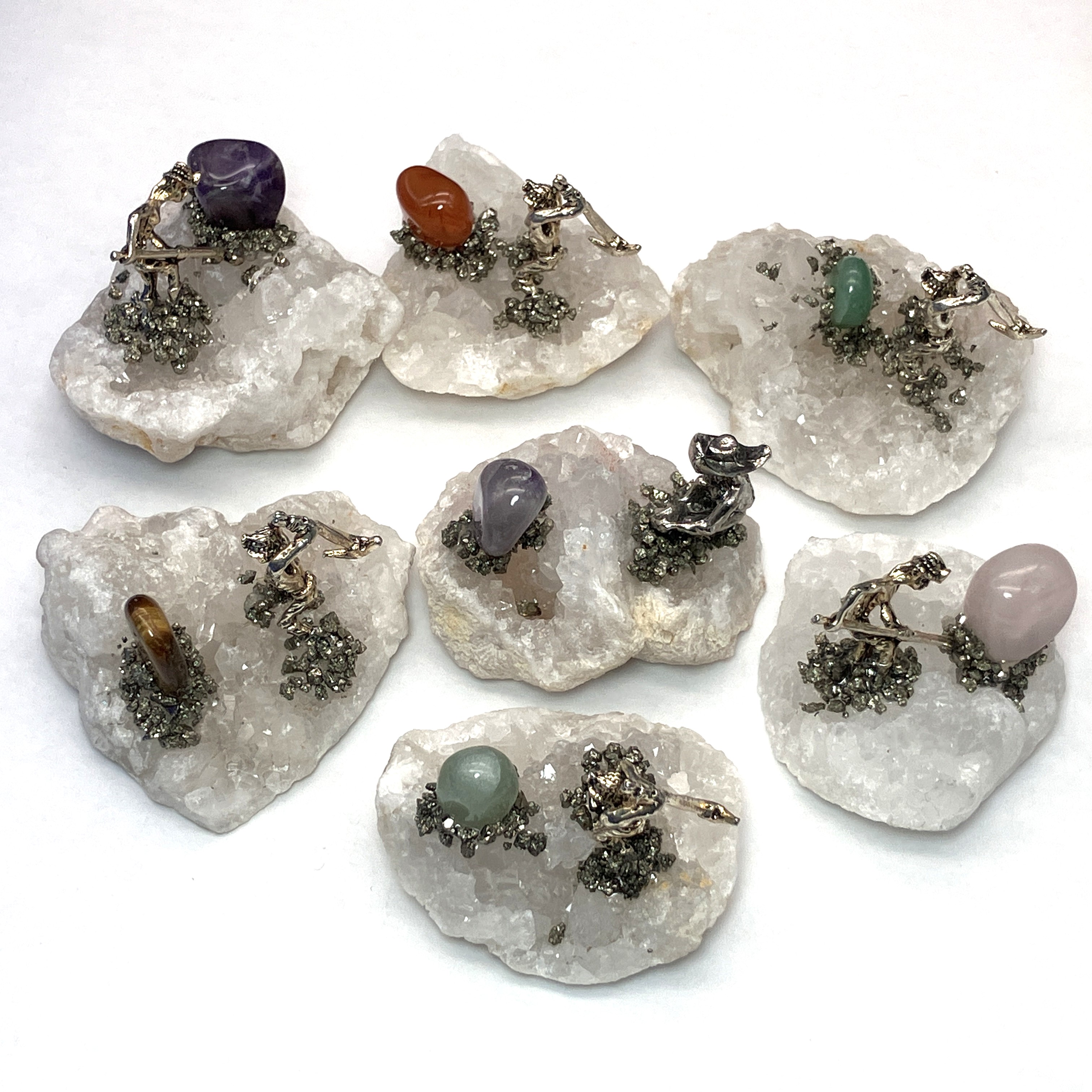 マイニング ストーン　ジオード水晶　No,4557