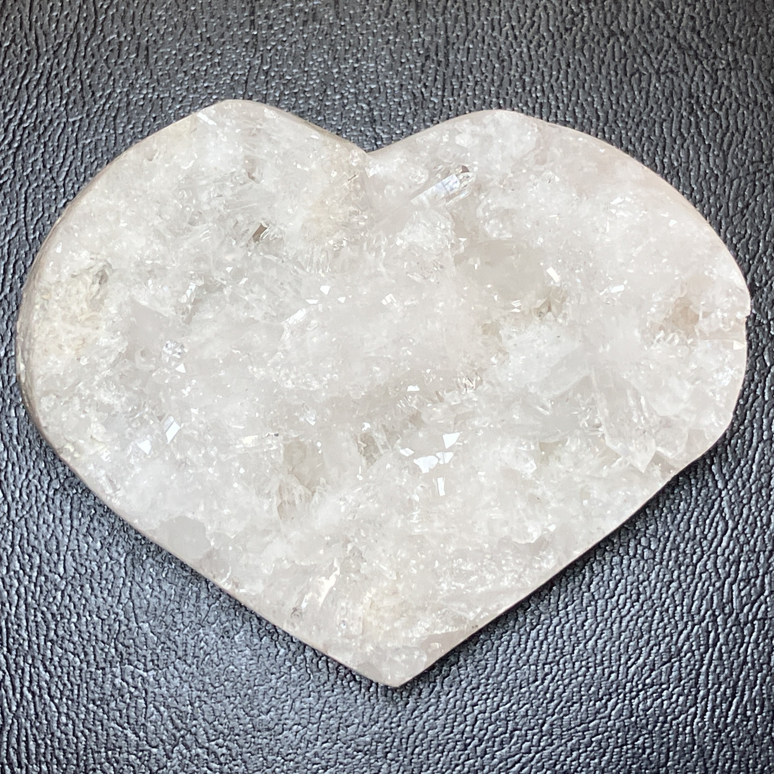 水晶クラスター ハート　約120g　No,4640