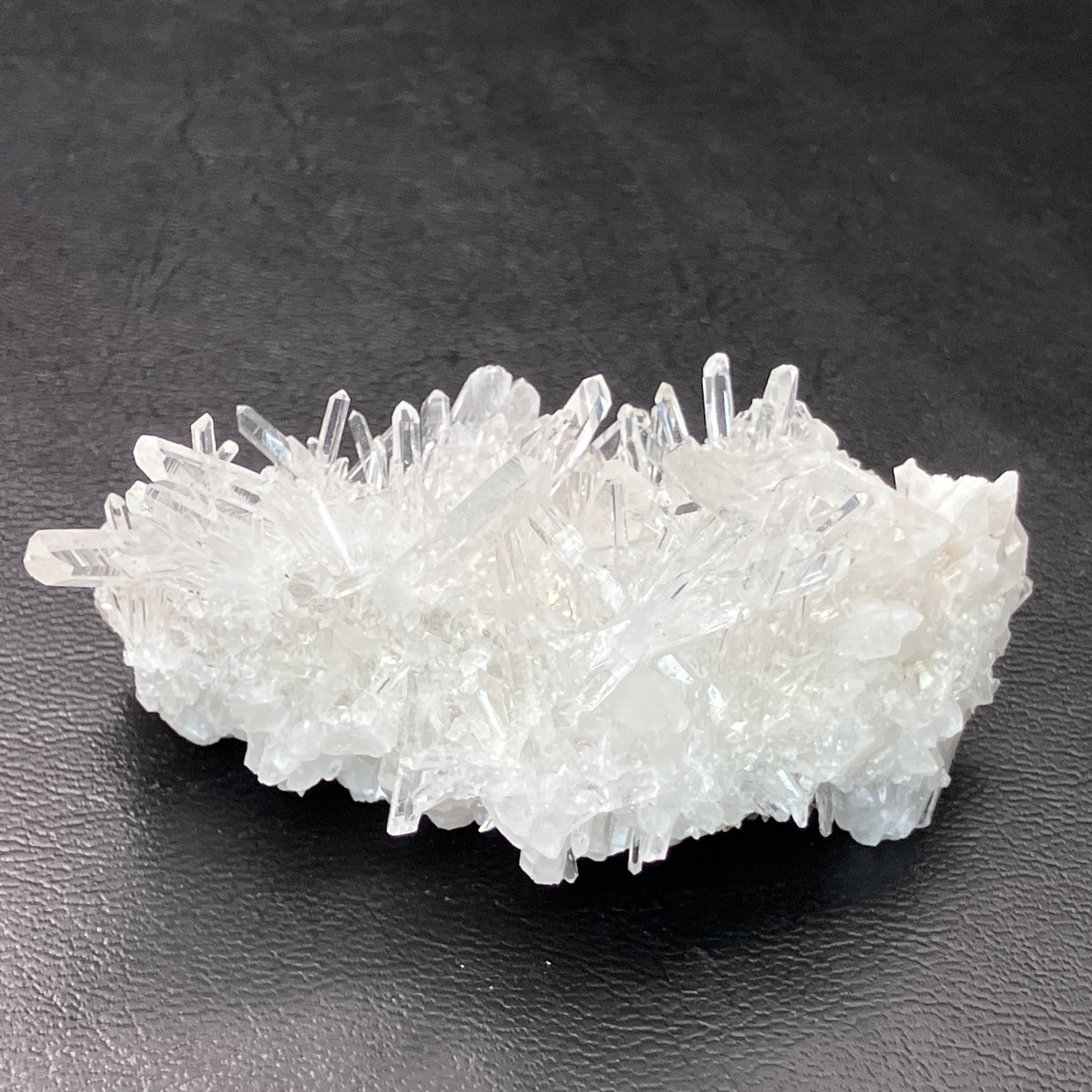 四川水晶クラスター   約70ｇ　No,4685