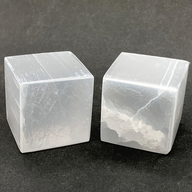 セレナイト テレビ石　No,4908