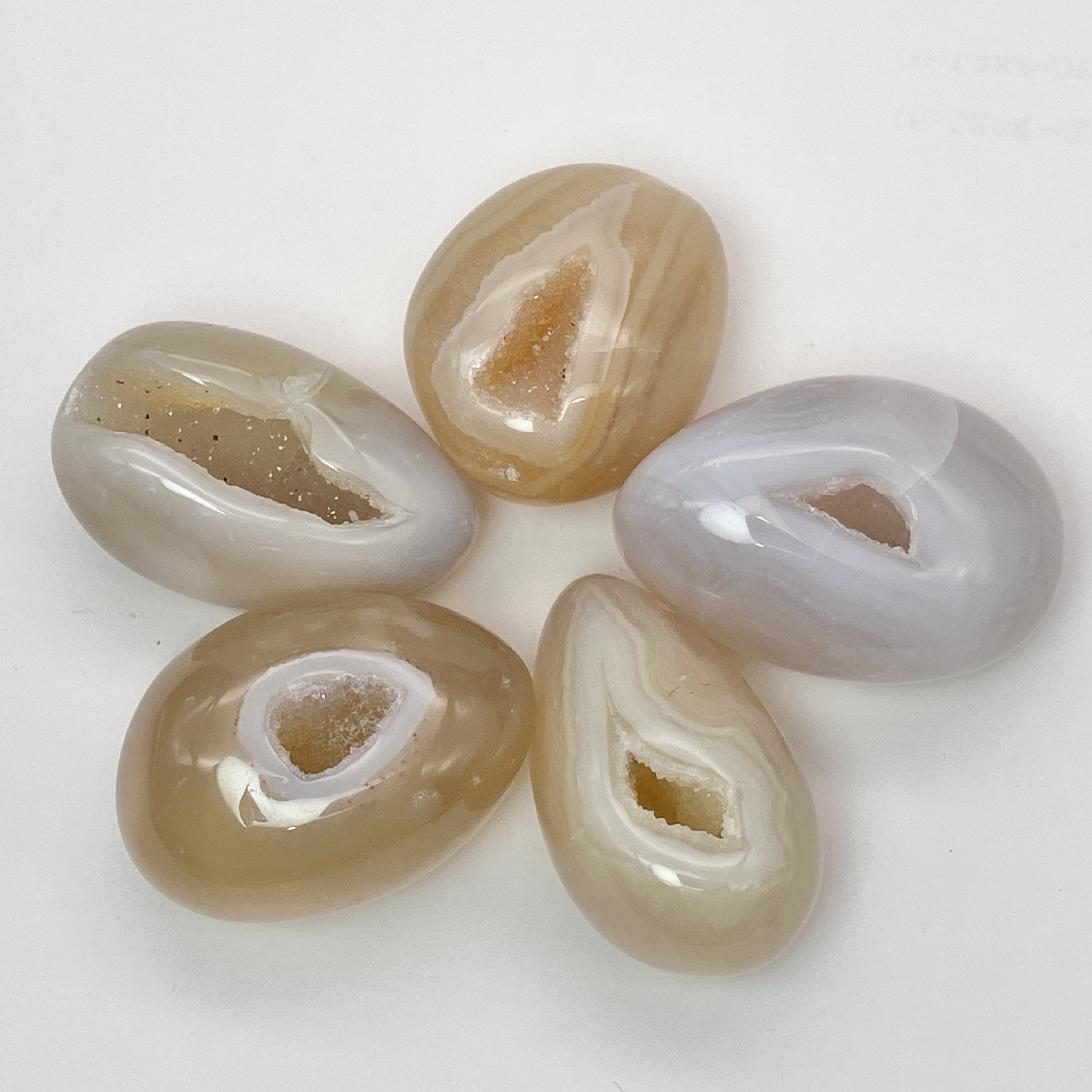 ホワイトメノウ エッグ（M）No,5042