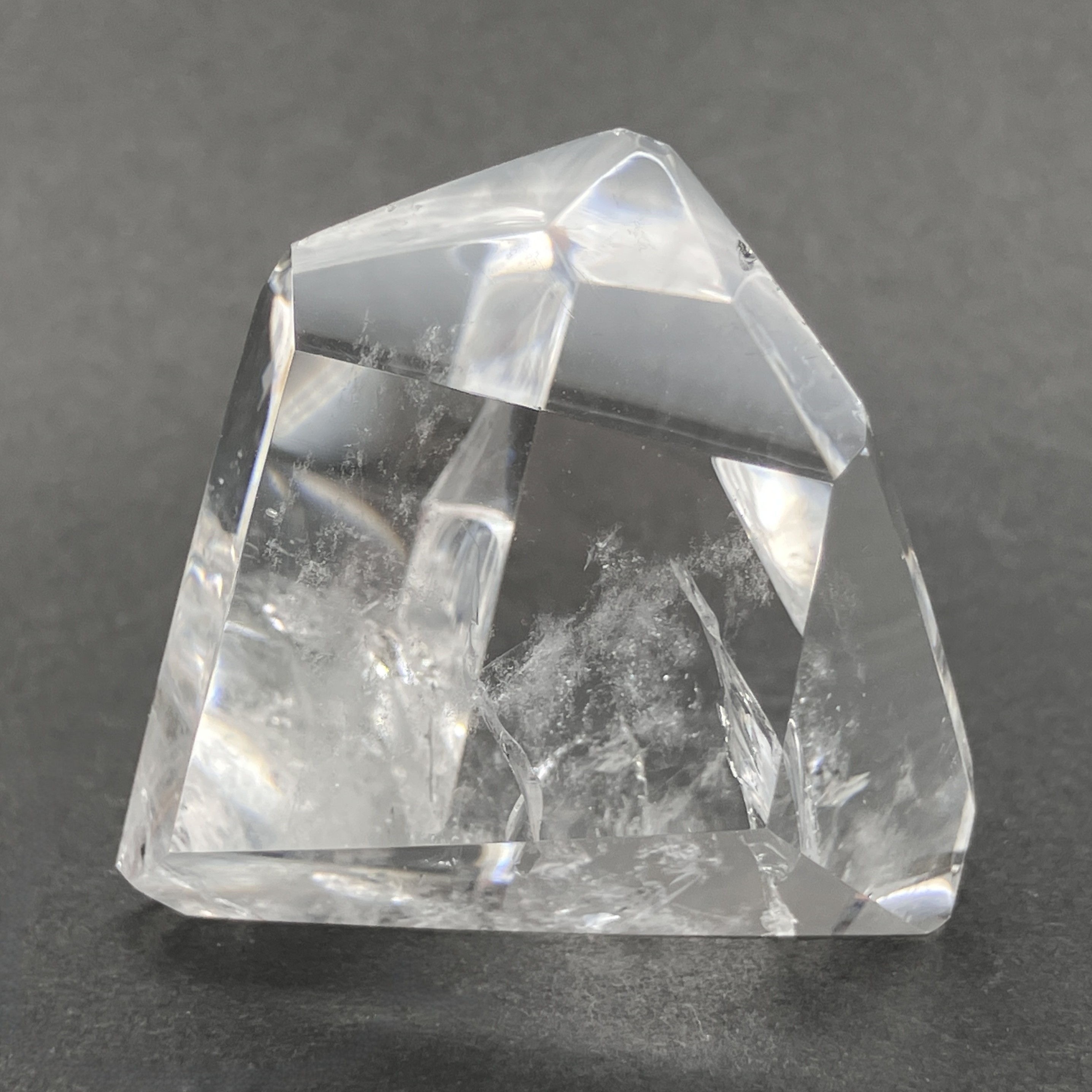 水晶フリーカット　約50g　No,5124