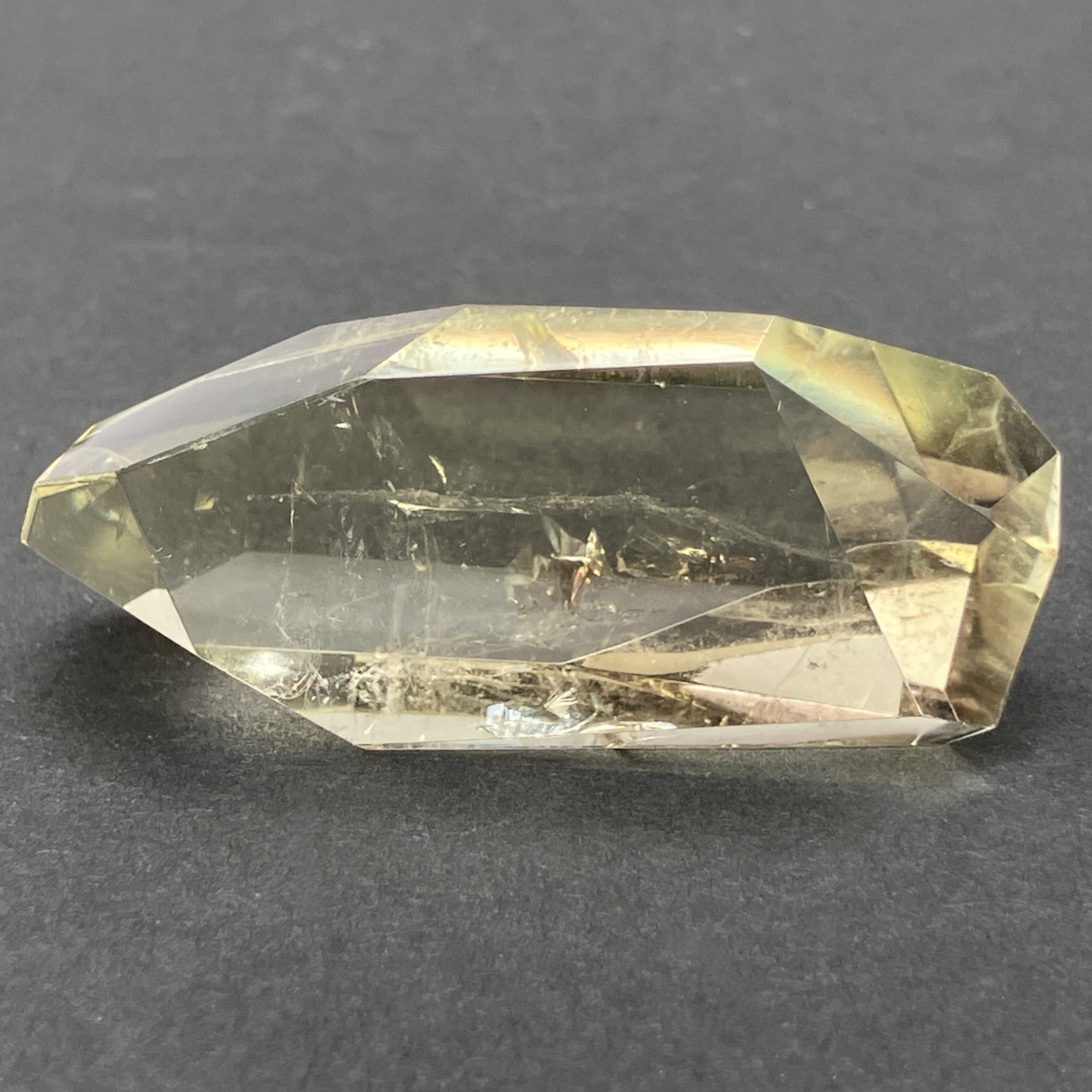 レモン水晶フリーカット　約50g　No,5132