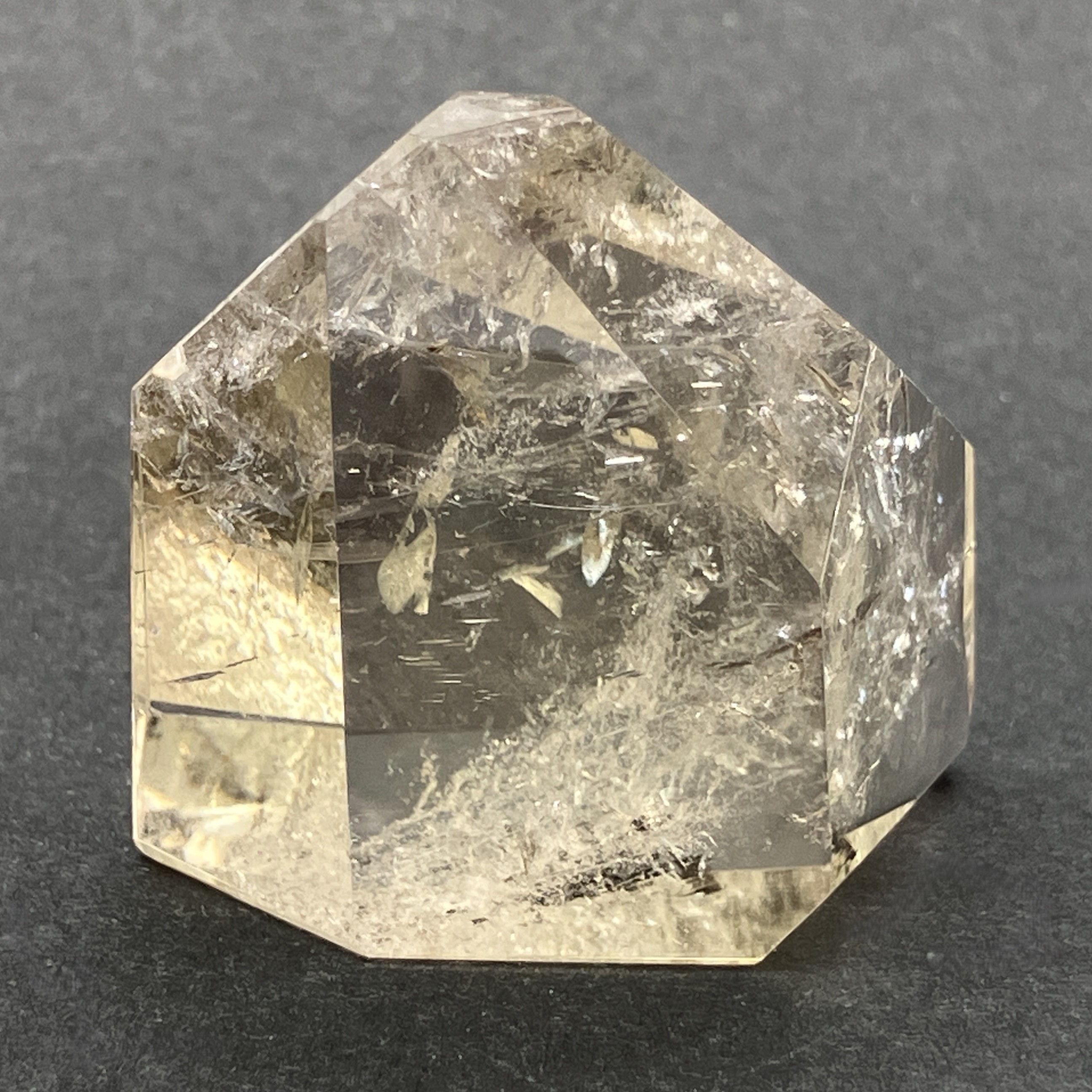 レモン水晶フリーカット　約50g　No,5134