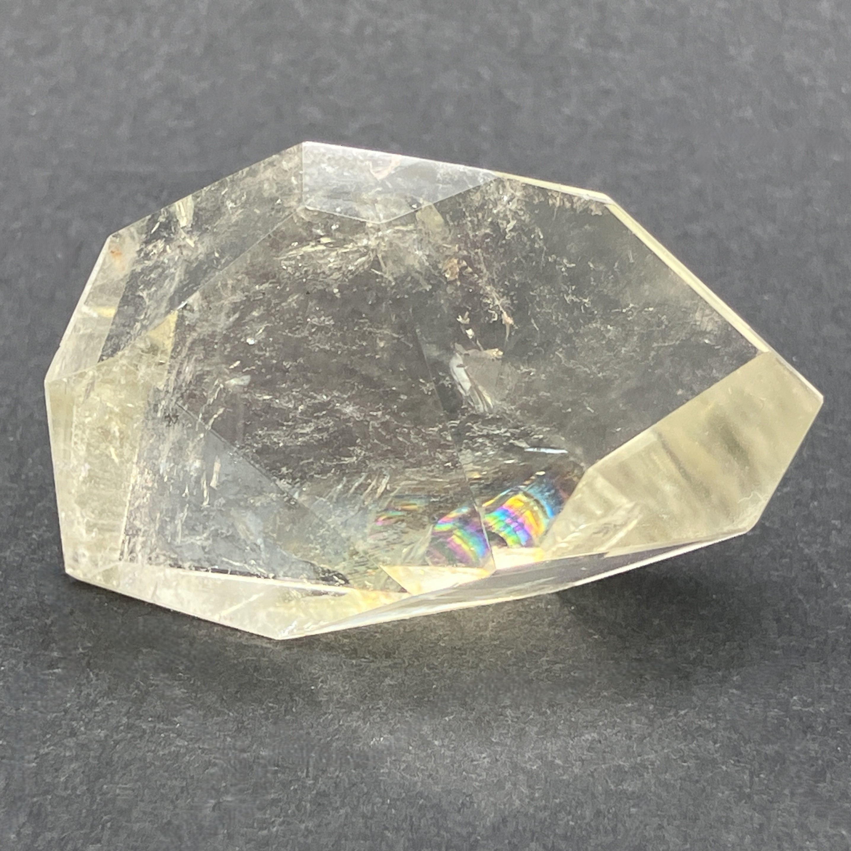 レモン水晶フリーカット　約30g　No,5138