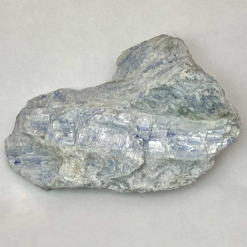 ラフストーン カイヤナイト　約150g　No,5367