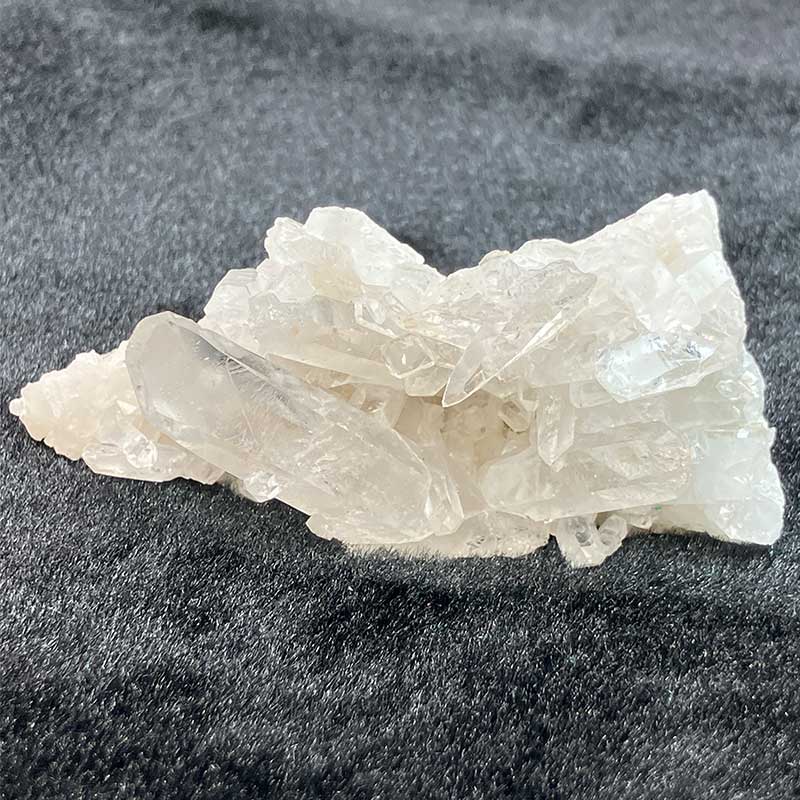 水晶クラスター トマスゴンサガ　約80g　No,5509