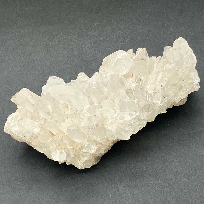 水晶クラスター マダガスカル 　約200g　No,6035